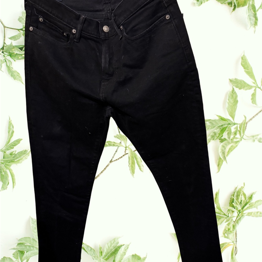 Abercrombie and Fitch Women’s Rustin Athletic Skinny Jean